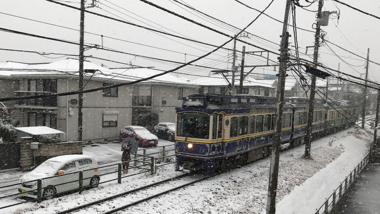 雪の日の江ノ電